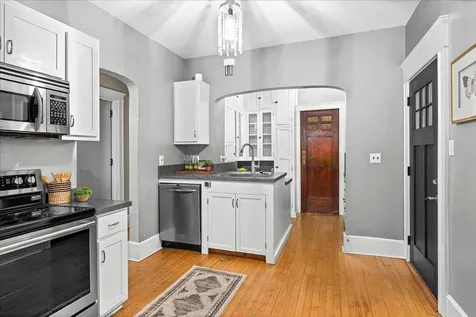 1832 E 3rd Street Duluth MN 55812