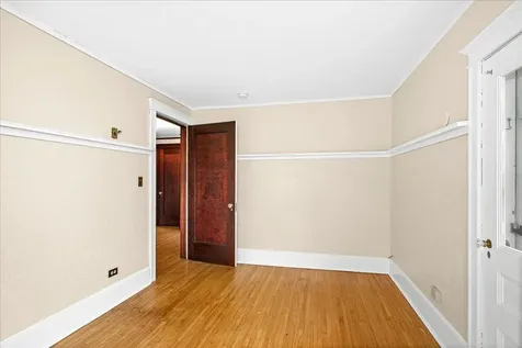 1832 E 3rd Street Duluth MN 55812