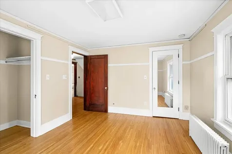 1832 E 3rd Street Duluth MN 55812