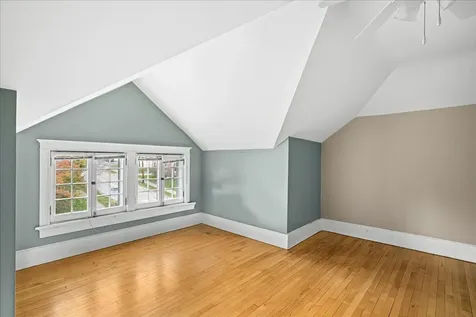 1832 E 3rd Street Duluth MN 55812