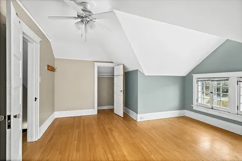 1832 E 3rd Street Duluth MN 55812