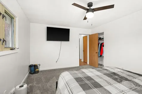 4911 Avondale Street Duluth MN 55804