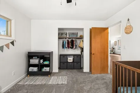 4911 Avondale Street Duluth MN 55804