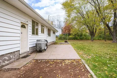 4911 Avondale Street Duluth MN 55804