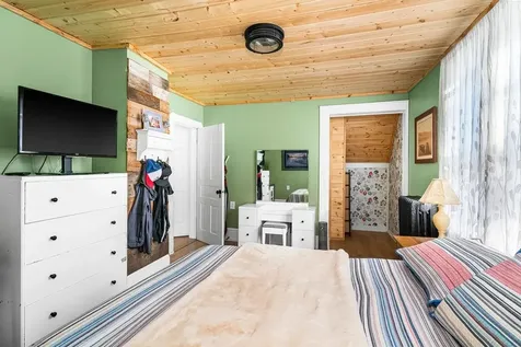 4715 Cooke Street Duluth MN 55804