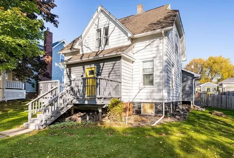 4715 Cooke Street Duluth MN 55804