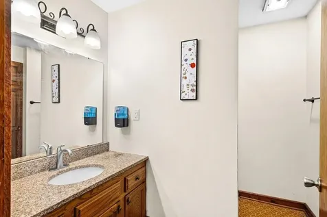 325 W Wabasha Street Duluth MN 55803