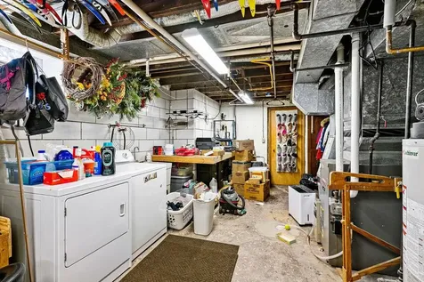 325 W Wabasha Street Duluth MN 55803