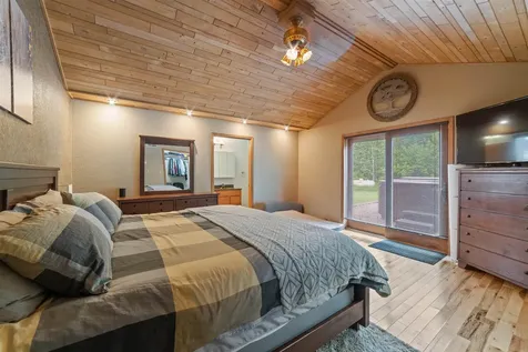 7346 Smith Road Saginaw MN 55779