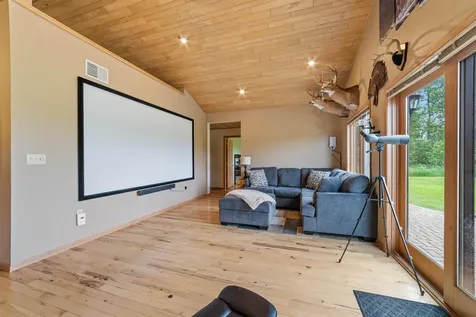 7346 Smith Road Saginaw MN 55779