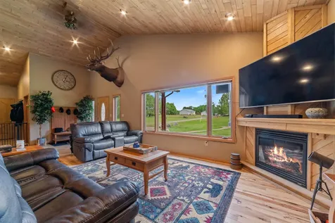 7346 Smith Road Saginaw MN 55779