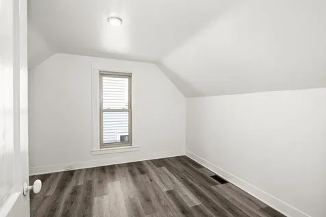 5305 Medina Street Duluth MN 55807