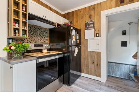 1915 E Superior Street Duluth MN 55812