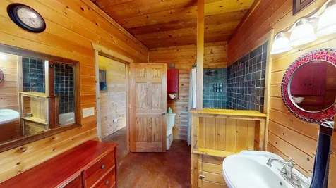 28 Caps Trail Lutsen MN 55612