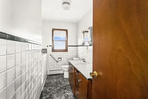 101 Hays Creek Silver Bay MN 55614