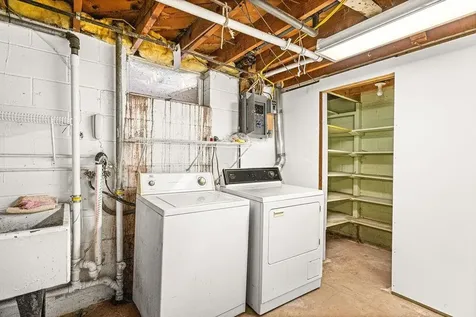 101 Hays Creek Silver Bay MN 55614