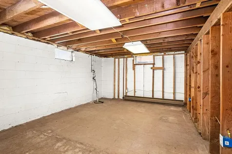 101 Hays Creek Silver Bay MN 55614