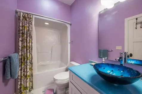 1753 Old North Shore Road Duluth MN 55804