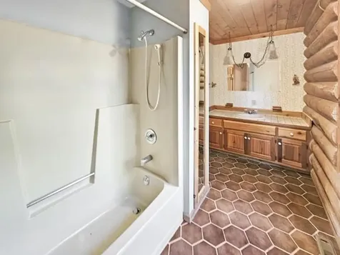 5241 Rieder Memorial Drive Silver Bay MN 55614-3314