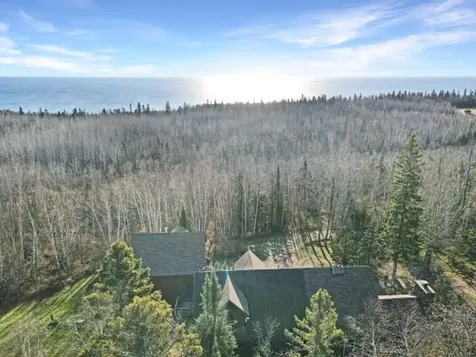 5241 Rieder Memorial Drive Silver Bay MN 55614-3314