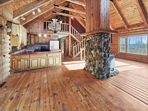 5241 Rieder Memorial Drive Silver Bay MN 55614-3314