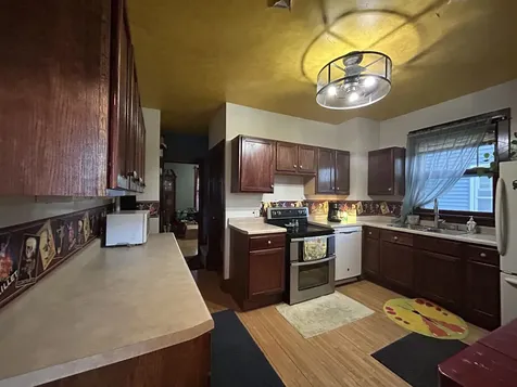 910 N 20th Street Superior WI 54880