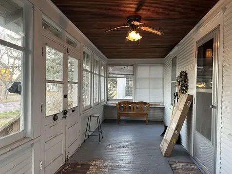 910 N 20th Street Superior WI 54880
