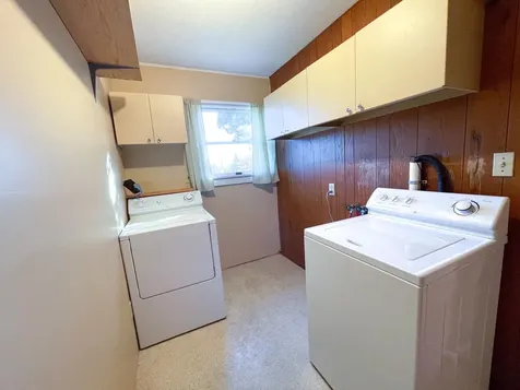 48 Davis Drive Silver Bay MN 55614