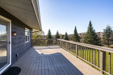 5113 Eagle Lake Road Duluth MN 55803