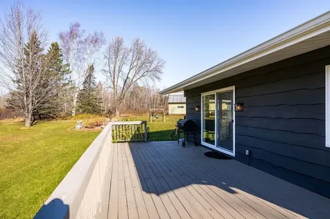 5113 Eagle Lake Road Duluth MN 55803