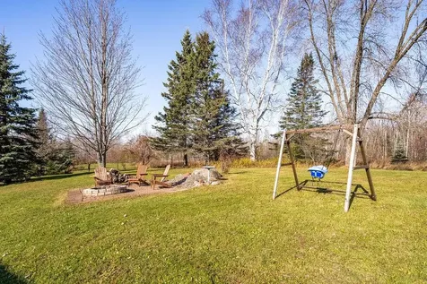 5113 Eagle Lake Road Duluth MN 55803