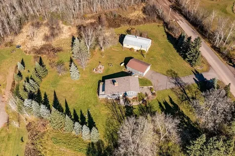 5113 Eagle Lake Road Duluth MN 55803