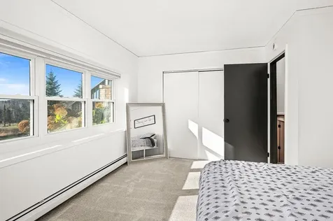 5113 Eagle Lake Road Duluth MN 55803