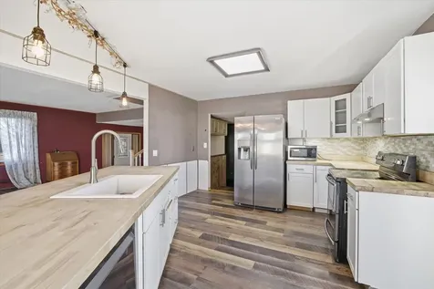 5391 South Court Mountain Iron MN 55768