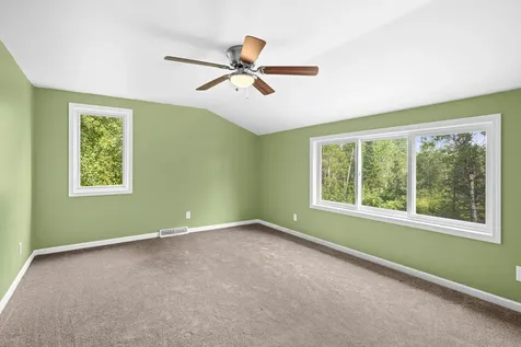 29 N Ridge Road Esko MN 55733