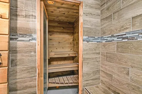 29 N Ridge Road Esko MN 55733