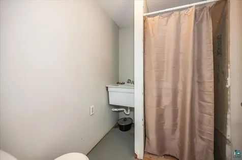 3155 Poplar Road Duluth MN 55804