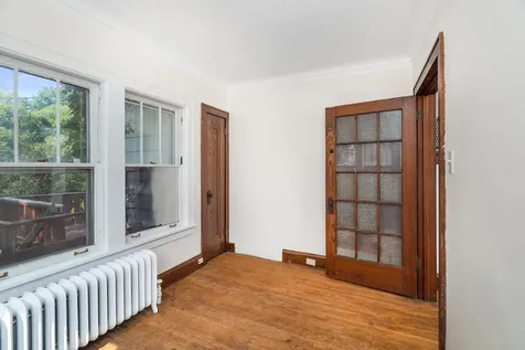 719 N 16th Avenue E Duluth MN 55812