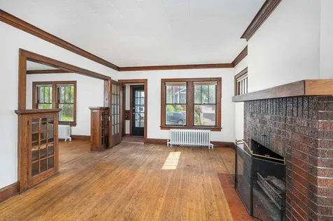 719 N 16th Avenue E Duluth MN 55812