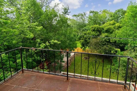 719 N 16th Avenue E Duluth MN 55812