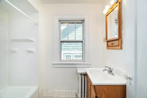 719 N 16th Avenue E Duluth MN 55812