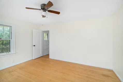 719 N 16th Avenue E Duluth MN 55812