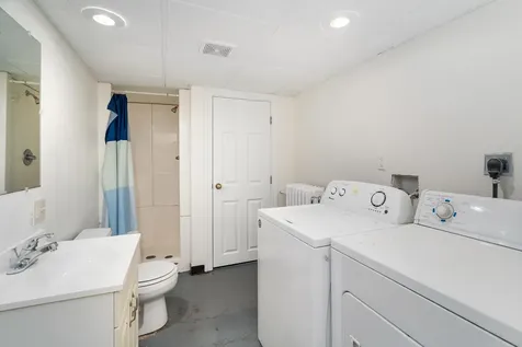 719 N 16th Avenue E Duluth MN 55812