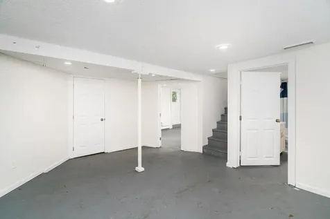 719 N 16th Avenue E Duluth MN 55812