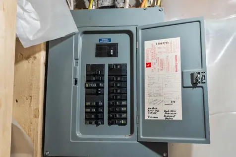 719 N 16th Avenue E Duluth MN 55812