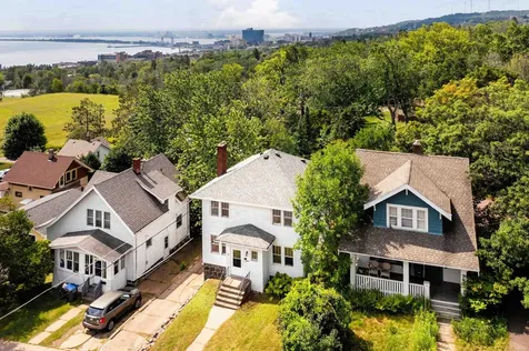 719 N 16th Avenue E Duluth MN 55812