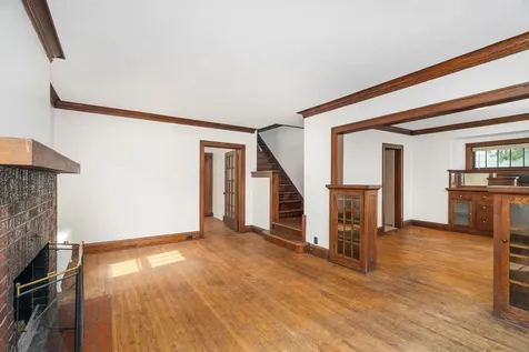 719 N 16th Avenue E Duluth MN 55812