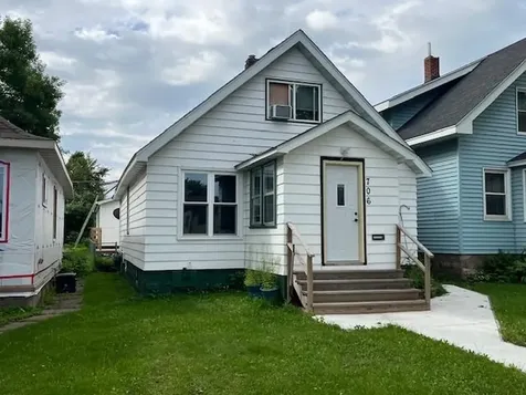 706 Clay Street Eveleth MN 55734
