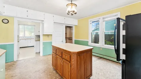 205 N Commercial Avenue Sandstone MN 55072