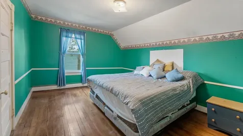 205 N Commercial Avenue Sandstone MN 55072